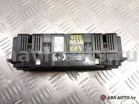 Блок управления печки/климат-контроля Volkswagen Passat, 2004 г., арт. 72250038, фото 2