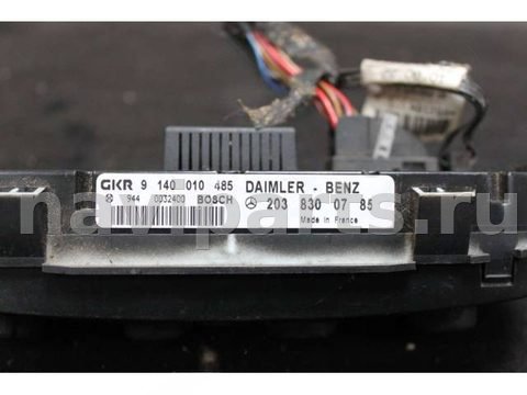 Блок управления печки/климат-контроля Mercedes C W203, 2001 г., OEM 2038300785, арт. C559, фото 2