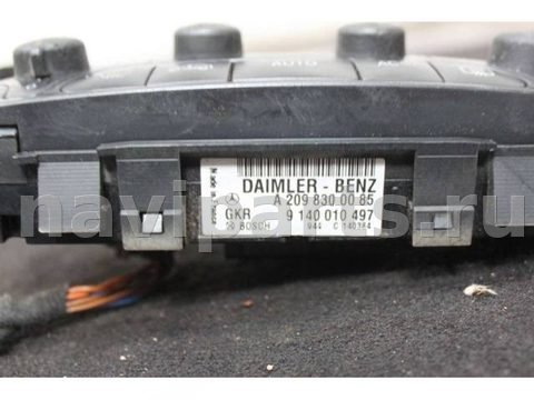 Блок управления печки/климат-контроля Mercedes C W203, 2002 г., OEM A2098300085, арт. C565, фото 2