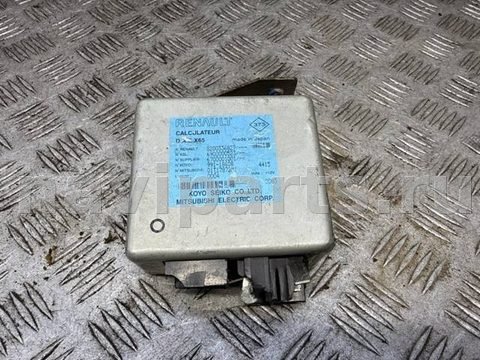Блок управления рулевой рейки Renault Clio, 2009 г., OEM 8200336827, арт. 120142