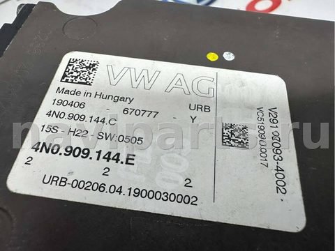 Блок управления рулевой рейки Audi Q7 4M, 2019 г., OEM 4M1423055AK, арт. B73396697, фото 6
