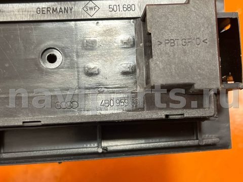 Блок управления стеклоподъёмниками Audi A6, 1998 г., OEM 4B0959851, арт. 01020301, фото 3