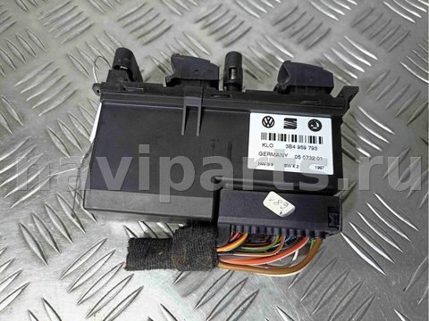 Блок управления стеклоподъёмниками Volkswagen Passat, 1998 г., OEM 3B4959793, арт. 018845, фото 2