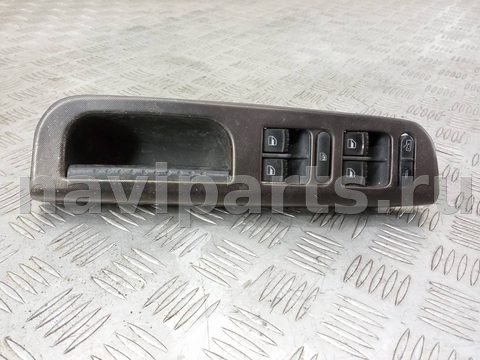 Новое Volkswagen Passat, 2000 г., OEM 1J4959857D, арт. 1115679