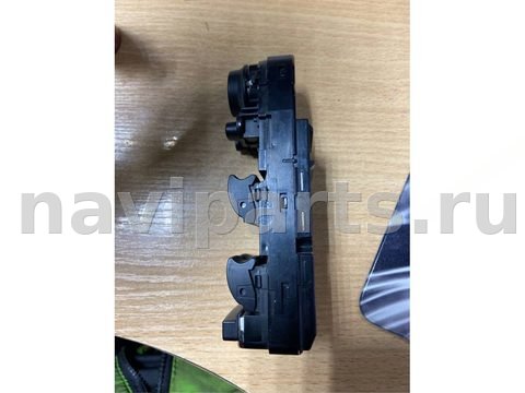 Новое BMW 5 E60/E61, 2004 г., OEM 61319122111, арт. 2035, фото 3