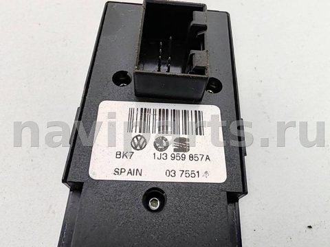 Новое Skoda Fabia mk1 (6Y), 2004 г., OEM 1J3959857A, арт. 55416259, фото 3