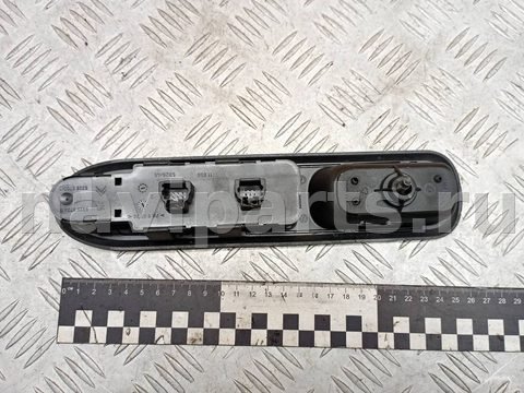 Блок управления стеклоподъёмниками Peugeot 407, 2009 г., OEM 532697001, арт. A10715_1, фото 5
