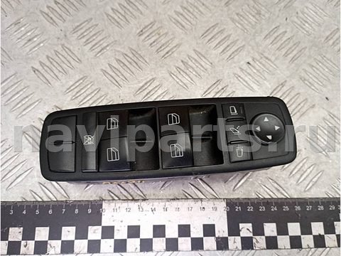 Новое Mercedes GL X164, 2011 г., OEM 03728360, арт. A22911_1