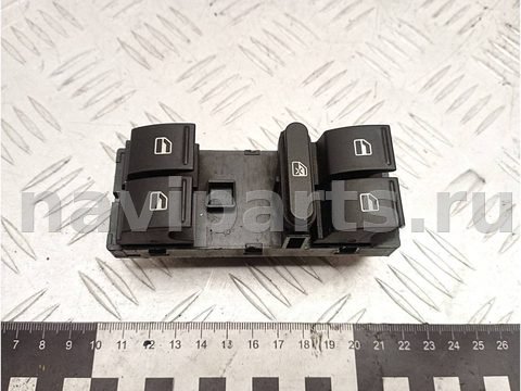 Новое Volkswagen Jetta, 2012 г., OEM 1K4959857B, арт. A29694_1