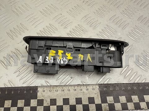Блок управления стеклоподъёмниками Citroen C5, 2013 г., OEM 96659465ZD, арт. A37463, фото 2