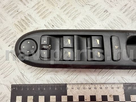Блок управления стеклоподъёмниками Peugeot 407, 2004 г., OEM 96468704XT, арт. A43684, фото 2