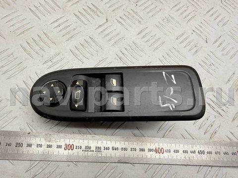 Новое Peugeot 308, 2008 г., OEM 96565186XT, арт. A47990