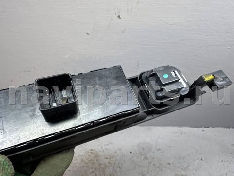 Новое Volkswagen Passat B7, 2012 г., OEM 5K4959857, арт. B113974707_3, фото 3