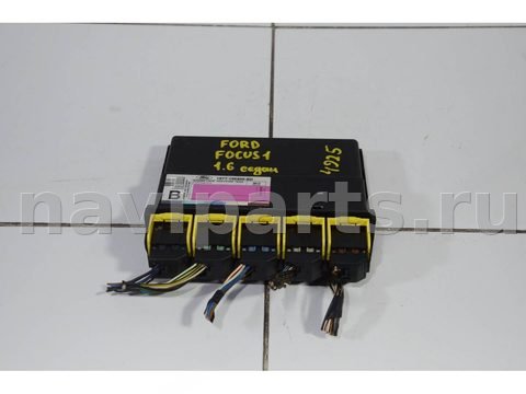 Новое Ford Focus, 2003 г., OEM 1323662, арт. 109916