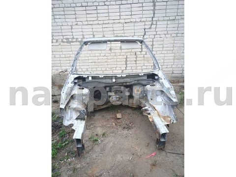 Новое Nissan Almera Tino, 2001 г., арт. 115443900