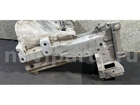 Новое Toyota Prius, 2014 г., арт. 46023074961, фото 2