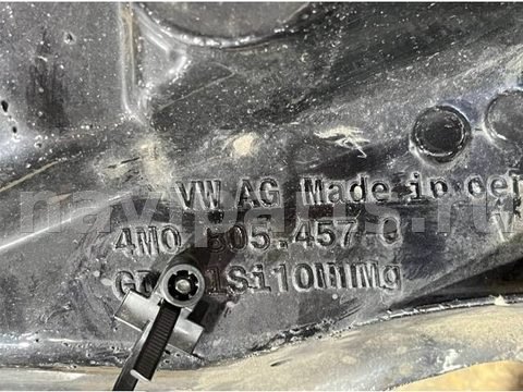 Новое Audi Q8 4MN, 2022 г., OEM 4m0805457c, арт. 52403, фото 7