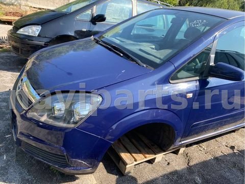 Новое Opel Zafira, 2005 г., арт. 64103149