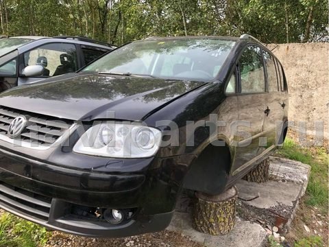 Новое Volkswagen Touran, 2005 г., арт. 84193343