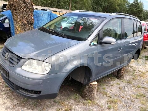 Новое Volkswagen Touran, 2005 г., арт. 84566869