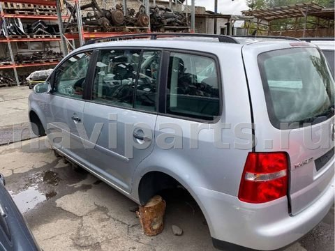 Новое Volkswagen Touran, 2004 г., арт. 43552513, фото 9