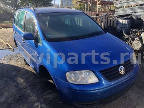 Новое Volkswagen Touran, 2006 г., арт. 45409551