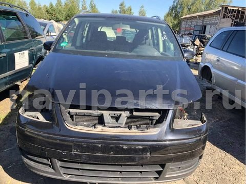 Новое Volkswagen Touran, 2006 г., арт. 84565261
