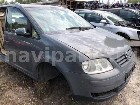 Новое Volkswagen Touran, 2005 г., арт. 84566873