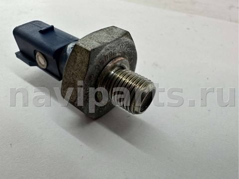 Датчик давления масла Skoda Octavia A7, 2018 г., OEM 04E919081A, арт. B9415_3