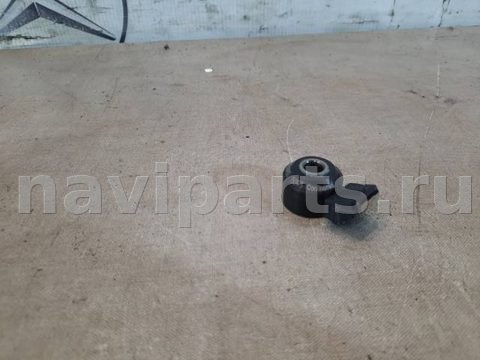 Датчик детонации Mercedes C W205, 2017 г., OEM A2709050900, арт. 26893