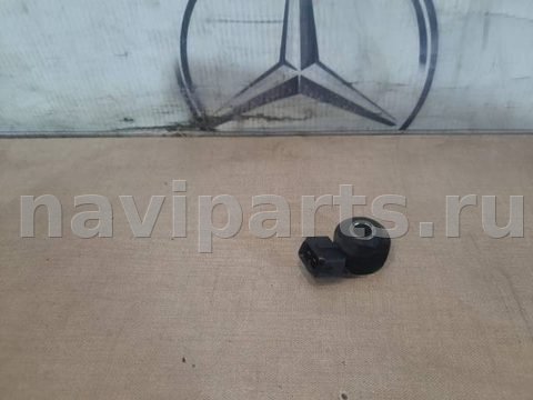 Датчик детонации Mercedes A W176, 2013 г., OEM A2709050900, арт. 27579
