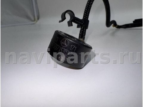 Датчик детонации Mercedes E W212, 2014 г., OEM A0071531228, арт. 541, фото 10