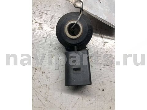 Датчик детонации Volkswagen Golf, 2002 г., OEM 030905377C, арт. B50015096