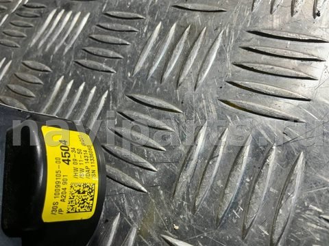 Новое Mercedes E W212, 2013 г., OEM A2049014504, арт. 621-2