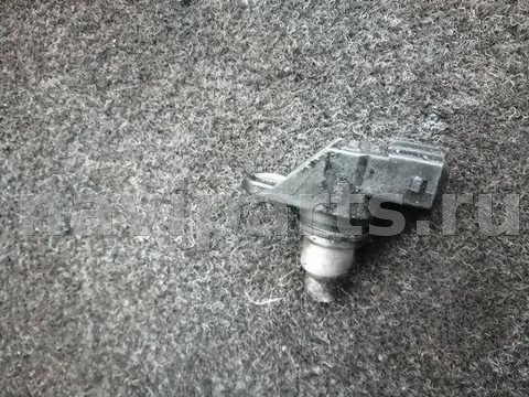 Датчик распредвала Mitsubishi Carisma, 2001 г., OEM 8200038472, арт. 77113395