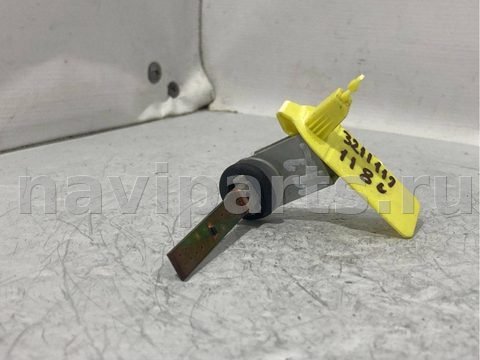 Датчик температуры Volkswagen Touran, 2003 г., OEM 4B0820539, арт. 32111121184