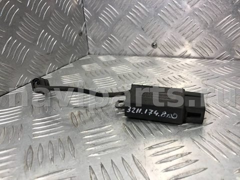 Датчик температуры Kia Carens, 2002 г., OEM OK2N161760, арт. 3211174890_2