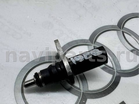 Датчик температуры Audi A4 B9, 2018 г., OEM 079919523B, арт. B67588405
