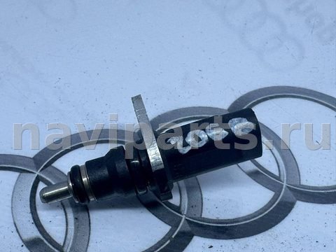 Датчик температуры Audi Q5, 2018 г., OEM 06K919523A, арт. B88617919