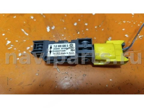 Новое Volkswagen Touareg, 2007 г., OEM 7L0909606D, арт. 01023647