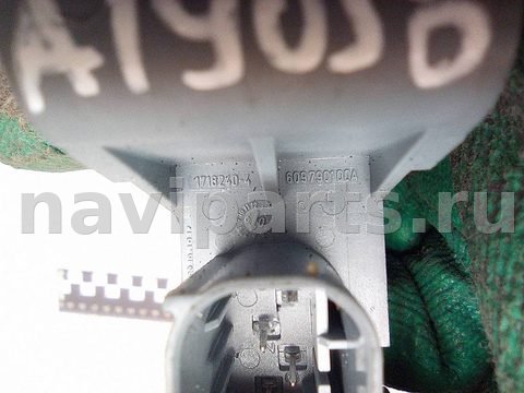 Новое BMW 6 F06/F12/F13, 2013 г., OEM 1718240, арт. A19036_7, фото 4