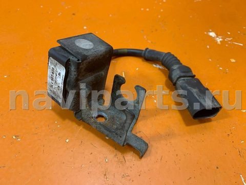 Новое Volkswagen Touareg, 2004 г., OEM 7L0907638, арт. 01021925