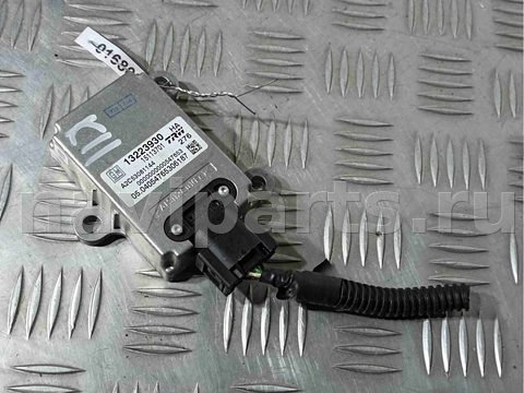 Новое Opel Vectra, 2005 г., OEM 13223930, арт. 016808