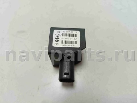 Новое Volkswagen Golf, 2002 г., OEM 1J0907651A, арт. 2729