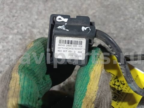 Новое Audi A8, 2004 г., OEM 4E0616576J, арт. 46023051675, фото 3