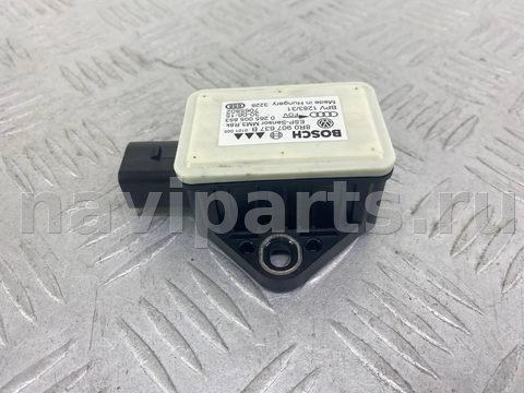 Новое Audi Q5, 2015 г., OEM 8R0907637B, арт. 49751, фото 3