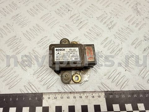 Новое Mercedes Vaneo, 2003 г., OEM 0015404417, арт. A40103_1