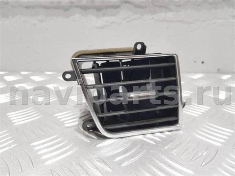 Дефлектор обдува салона Audi A8 D4, 2010 г., OEM 4H1820951A, арт. 8692