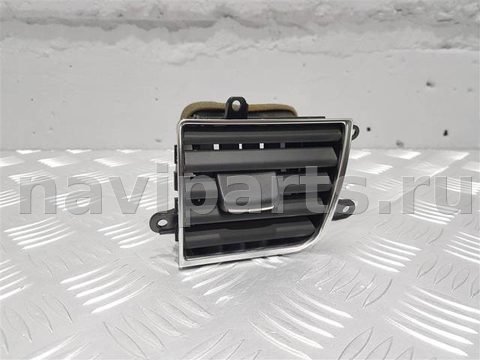 Дефлектор обдува салона Audi A8 D4, 2010 г., OEM 4H1820952A, арт. 8693