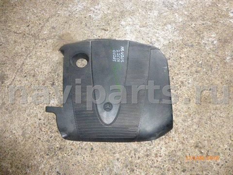 Декоративная крышка двигателя Mercedes C W203, 2003 г., арт. 0018283